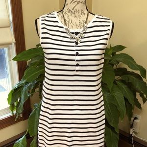MODA SHIFT DRESS NWOT